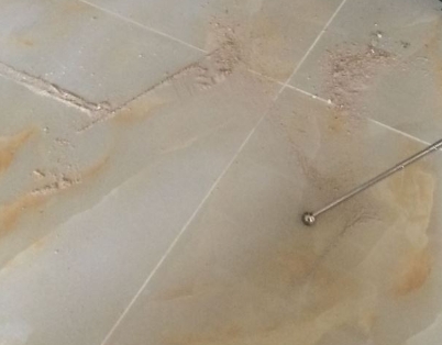 盘锦市瓷砖空鼓维修公司分享粘合剂选择不当在瓷砖铺贴过程中可能导致以下问题